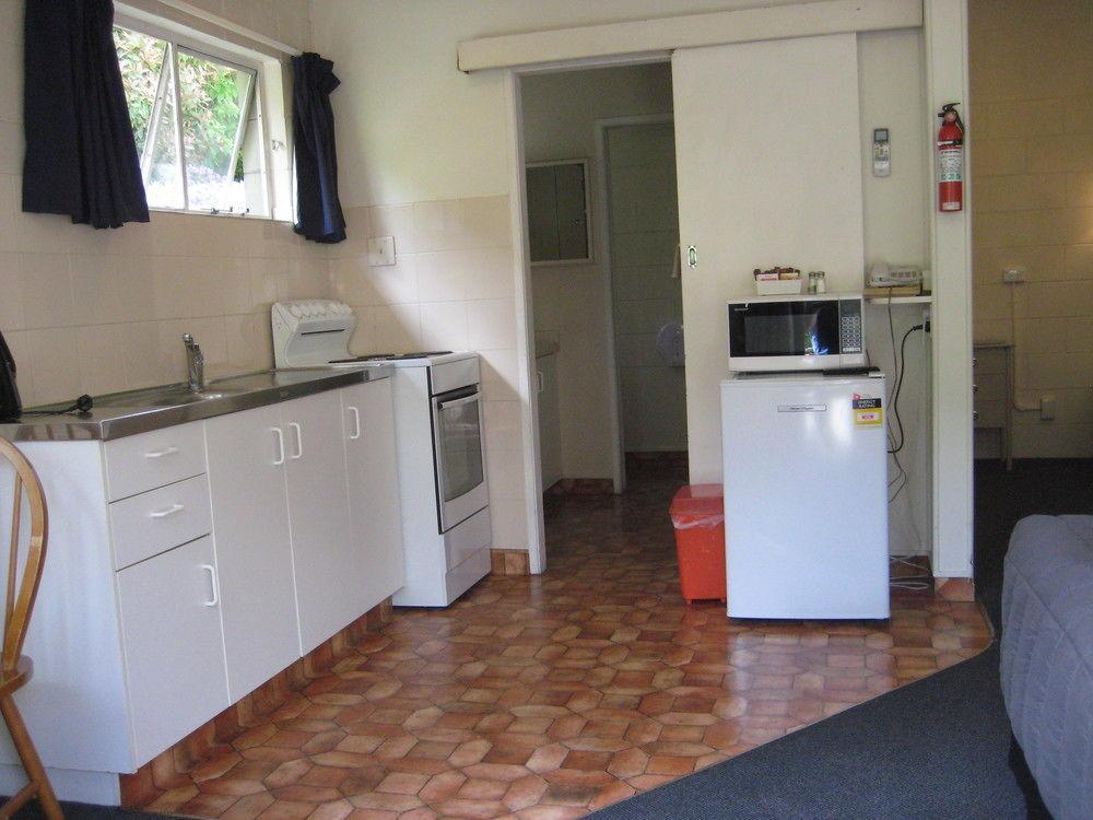 Abba Court Motel Queenstown Extérieur photo