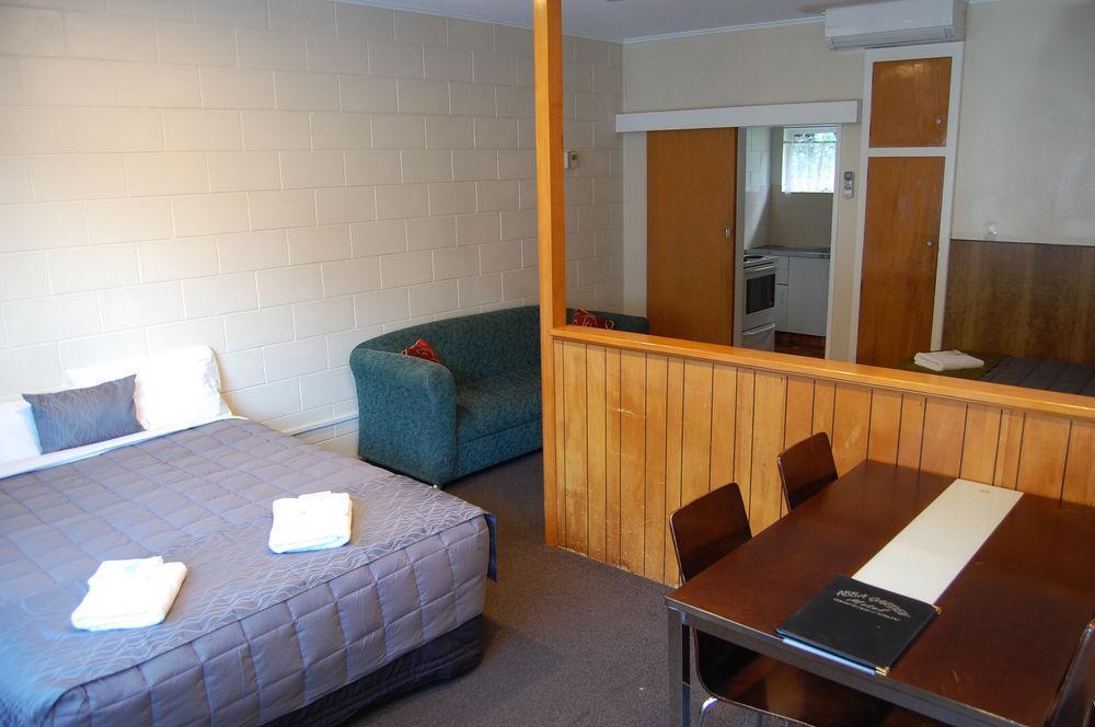 Abba Court Motel Queenstown Extérieur photo