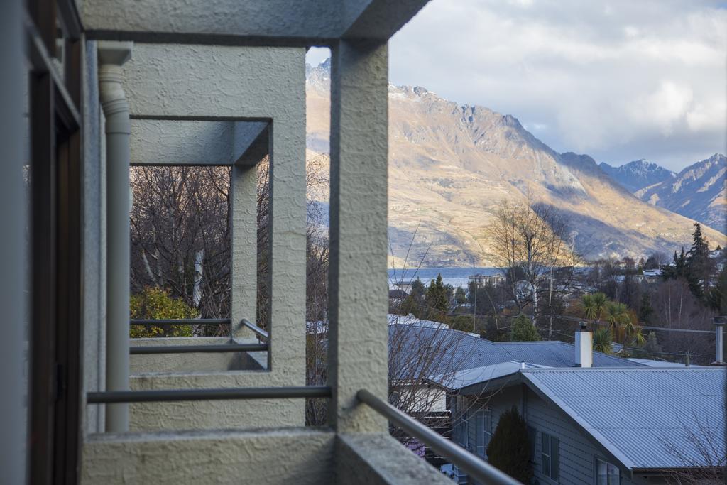 Abba Court Motel Queenstown Extérieur photo